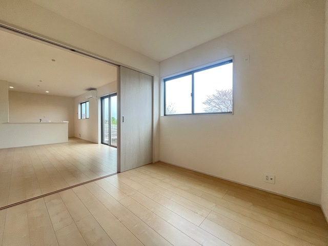 リーブルガーデン甘楽白倉の洋室