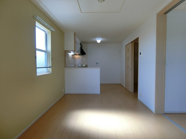 リュミエール・デュ・ソレイユＡの居間・リビング