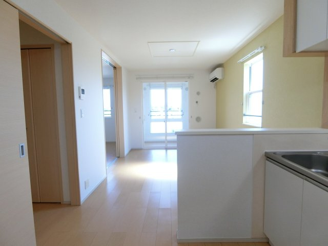 リュミエール・デュ・ソレイユＡの居間・リビング