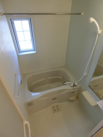 リュミエール・デュ・ソレイユＡの浴室