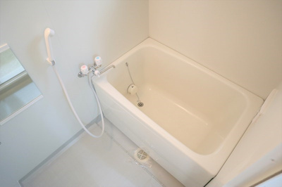 【浴室】 | プロニティヴィラＢ | お風呂で日々の疲れを落としましょう