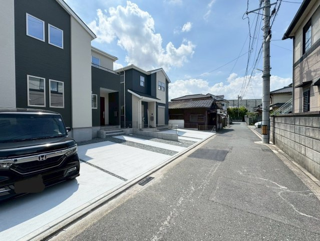 ーBloomーブルームー小倉南区北方３丁目3期　【小倉南区　新築戸建て】の前面道路含む現地写真|ーBloomーブルームー小倉南区北方３丁目3期　【小倉南区　新築戸建て】