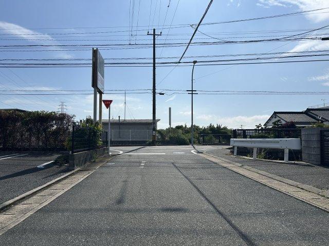 【前面道路含む現地写真】 | 唐船売家