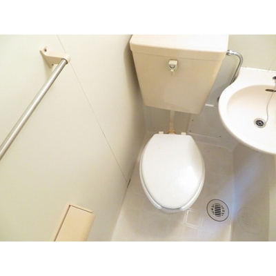 【トイレ】 | ホワイトハウス