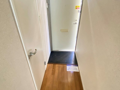 【玄関】 | レオパレスＦＬＯＷＥＲＨＩＬＬⅡ