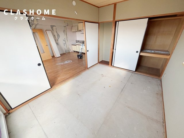 ハイツチャコ　　刈谷市近郊の賃貸はクラスホーム刈谷店の居間・リビング|リフォーム中のお写真となります。