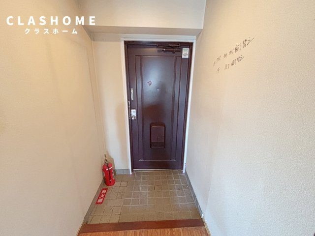ハイツチャコ　　刈谷市近郊の賃貸はクラスホーム刈谷店の玄関|リフォーム中のお写真となります。
