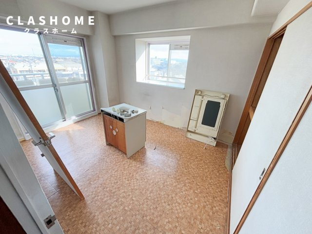 ハイツチャコ　　刈谷市近郊の賃貸はクラスホーム刈谷店のロビー|リフォーム中のお写真となります。