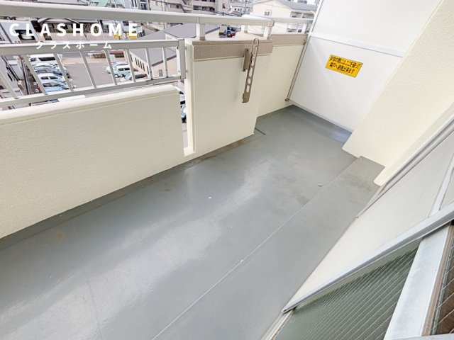 ハイツチャコ　　刈谷市近郊の賃貸はクラスホーム刈谷店のバルコニー|リフォーム中のお写真となります。