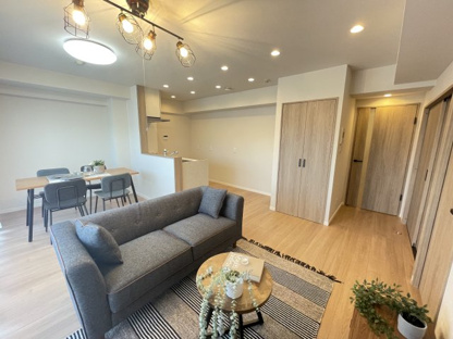 【居間・リビング】グローリアス豊田大林公園 