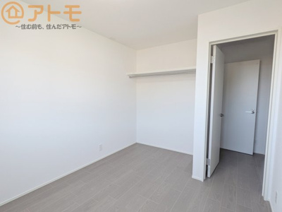【子供部屋】 | 葵区羽鳥4丁目　戸建　2号棟 | コンパクトで落ち着いた空間で、書斎や趣味部屋としても使用できます♪