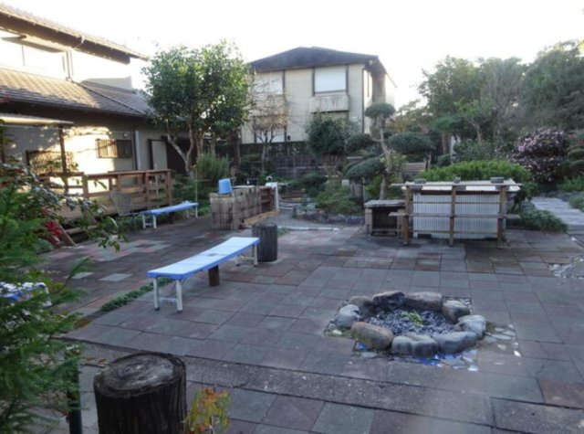 茂原市六ツ野　中古戸建の庭|敷地約445坪　シャッター車庫付き　内装リフォーム済み平成21年6月 ５LDK+ツリーハウス