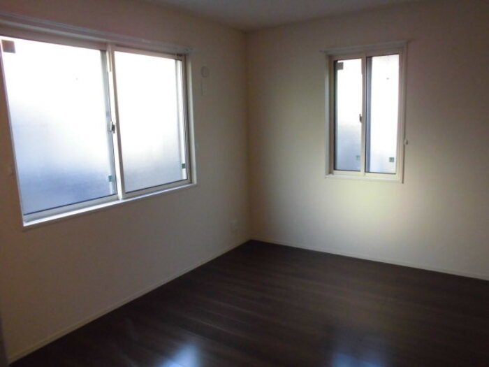 fantastique espace (ﾌｧﾝﾀｽﾃｨｯｸ ｴｽﾊﾟｽ)の寝室|洋室6.1帖