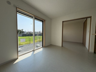 【居間・リビング】 | トラミッドヴィラ花田