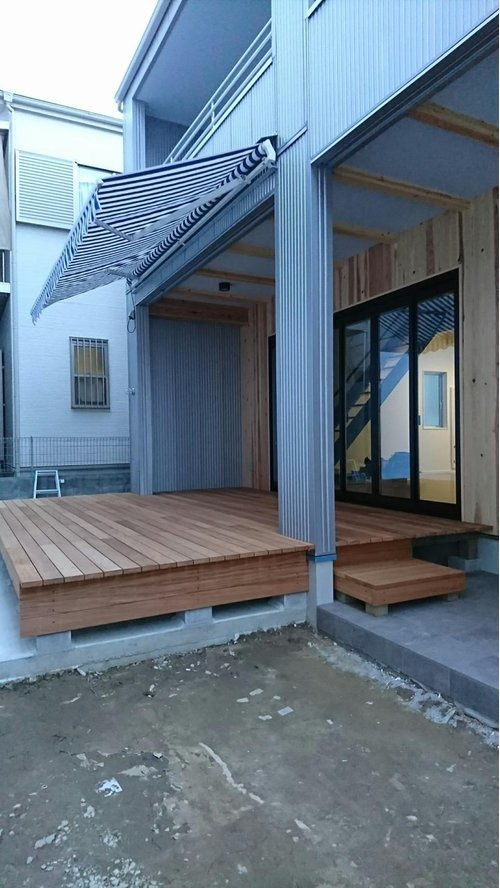 羽束師志水町の庭