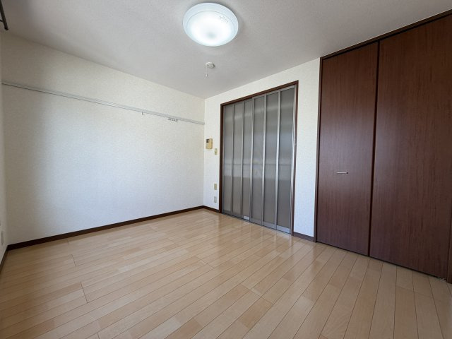 ハイビスカスのキッチン|【ハイビスカス】