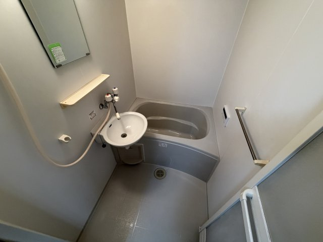 ハイビスカスの設備|エアコン完備【ハイビスカス】