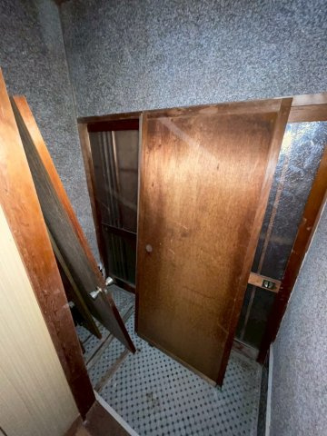 大生院77-1の内装