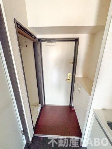 フォーリアライズ難波南ファーロの玄関