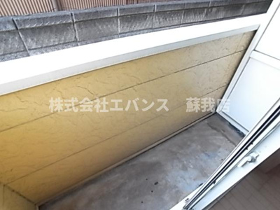 【バルコニー】 | リブレアツウィンⅡ | 暖かな日差しのふりそそぐバルコニー