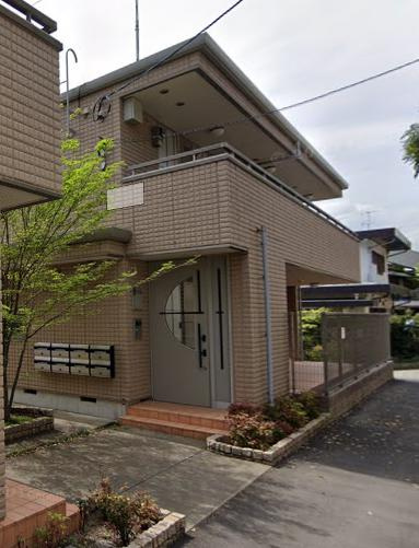 ミラガコート・妙蓮寺B棟のエントランス