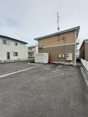 【駐車場】 | ウィッシュⅡ | 駐車場完備です