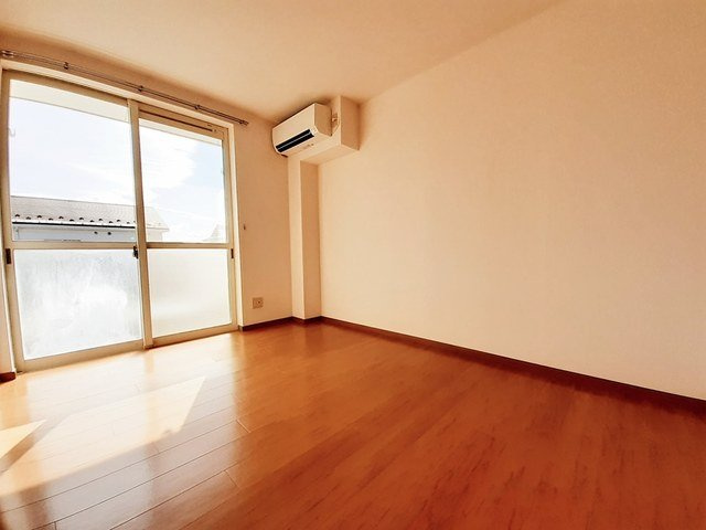 ブロッサムⅡの居間・リビング