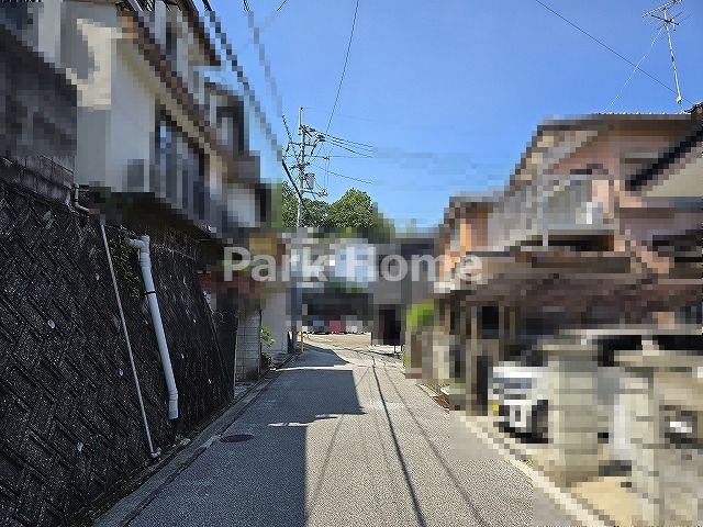 高知市福井町　中古戸建の前面道路含む現地写真