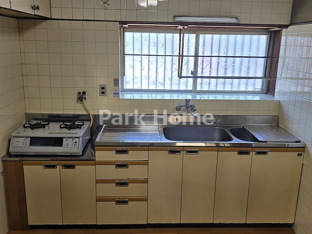 高知市福井町　中古戸建のキッチン