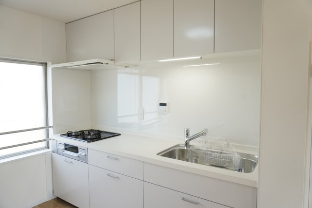 十條草加マンションB棟のキッチン