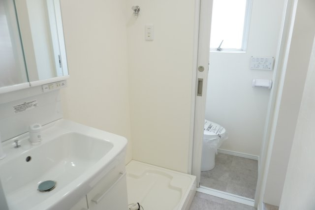 十條草加マンションB棟のランドリースペース