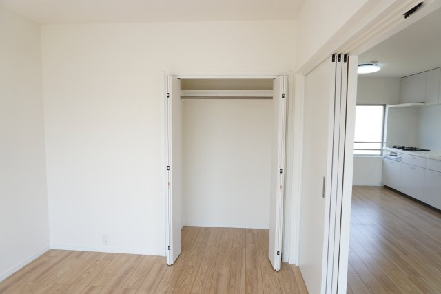 十條草加マンションB棟の収納