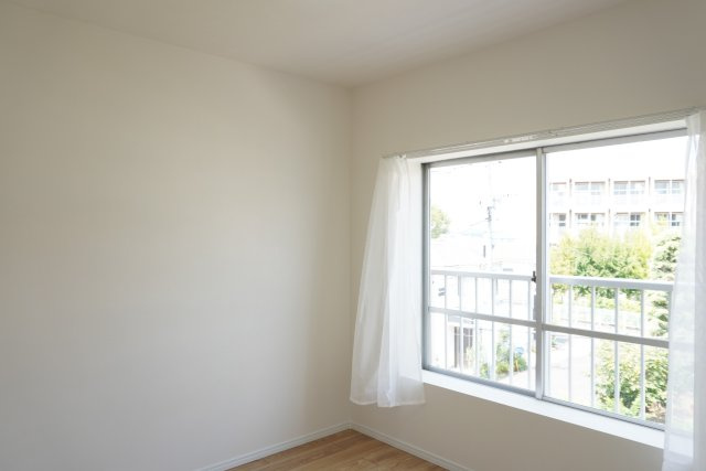 十條草加マンションB棟の洋室