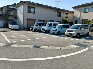【駐車場】