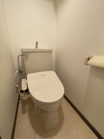 HACHIBUSE鳴尾　のトイレ|トイレもきれいです
