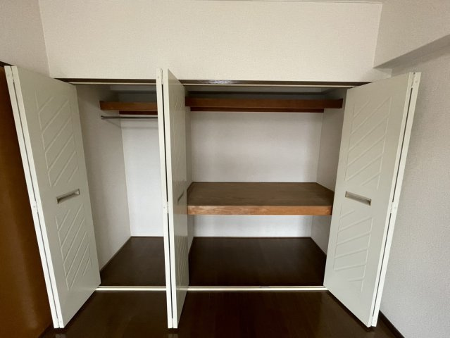 HACHIBUSE鳴尾　の収納|こまごまとしたものを収納できそうですね