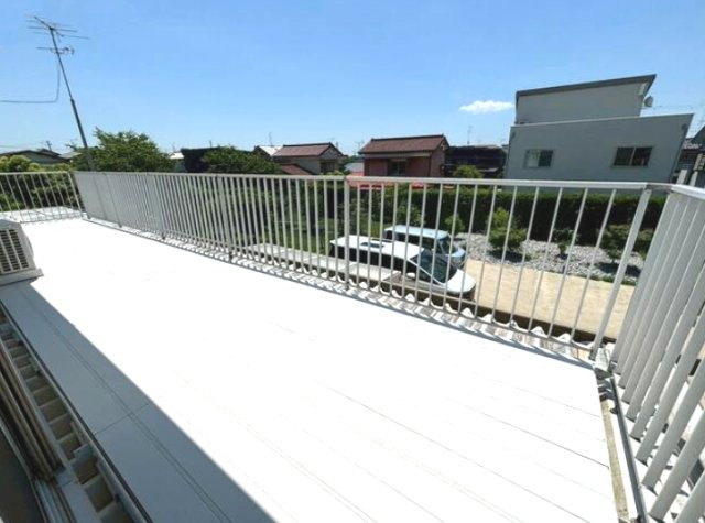 茂原市東郷　中古戸建のバルコニー|敷地約314坪 軽量鉄骨４LDK  リビング約24.6帖 パントリー・ウッドデッキ・サンルーム付き