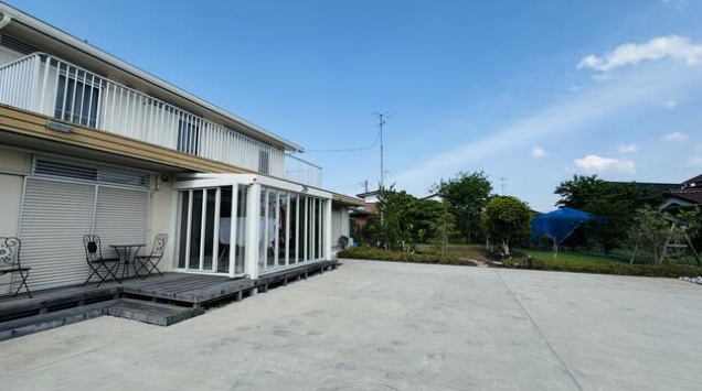 茂原市東郷　中古戸建のバルコニー|敷地約314坪 軽量鉄骨４LDK  リビング約24.6帖 パントリー・ウッドデッキ・サンルーム付き