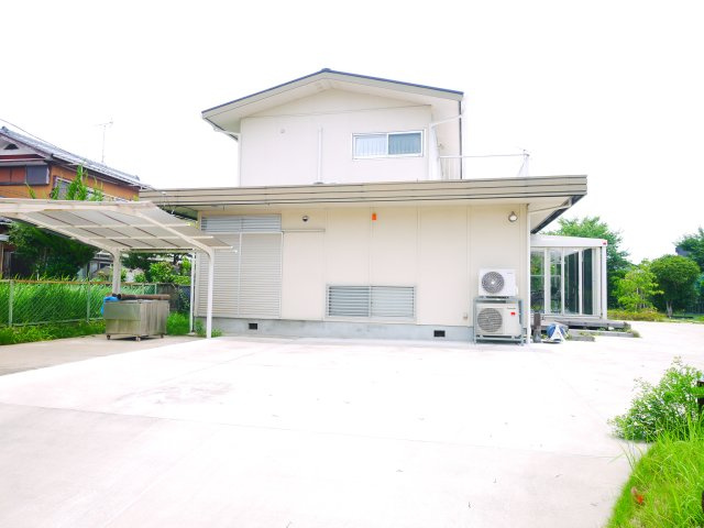 茂原市東郷　中古戸建の外観|敷地約314坪 軽量鉄骨４LDK  リビング約24.6帖 パントリー・ウッドデッキ・サンルーム付き