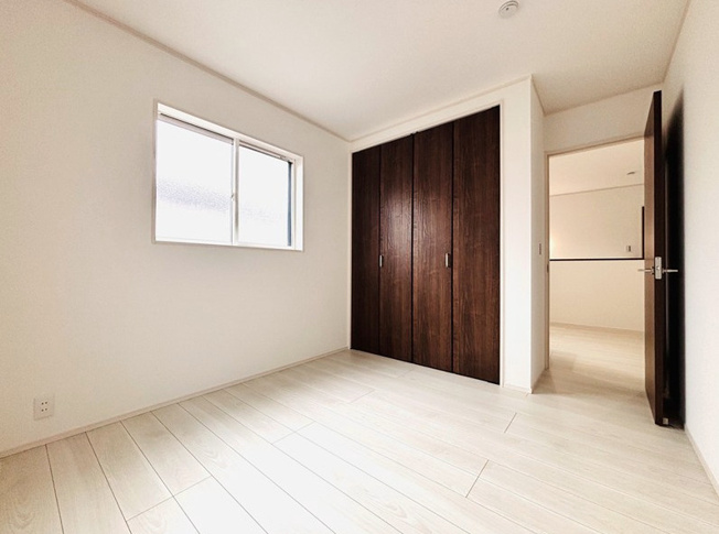 【洋室】 | 鴻巣市小松3丁目　新築戸建　全30区画　20号棟
