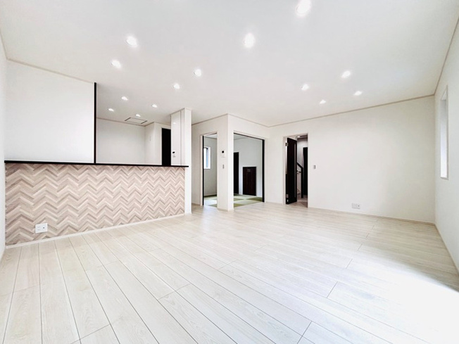 【居間・リビング】 | 鴻巣市小松3丁目　新築戸建　全30区画　20号棟