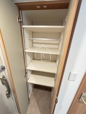 Riviere Gauch谷町六丁目の収納