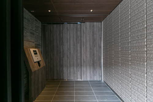 シャーメゾン扇のエントランス