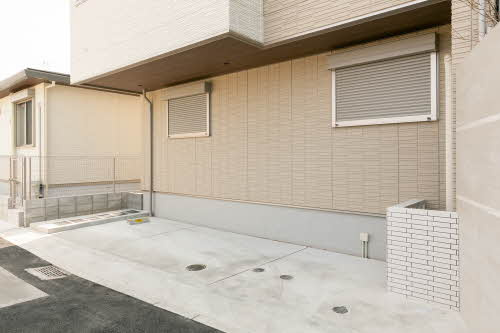 シャーメゾン扇の駐車場