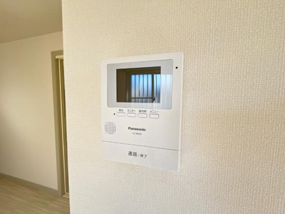 【内装】 | フローラルコート | カメラ付インターホン