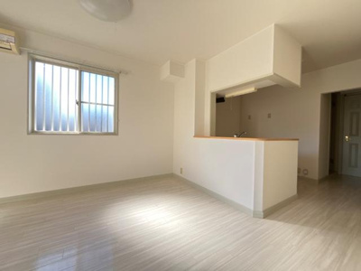 【居間・リビング】 | フローラルコート | リビング