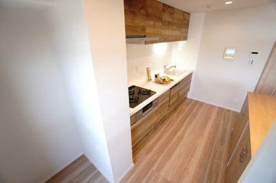 【キッチン】 | 【上質リノベ】サーパス宇品 | 室内（2025年7月27日09：30頃）撮影