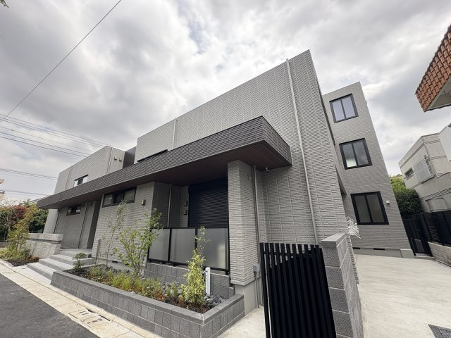 Ｅｌｙｓｅｅｅｋｏｄａのエントランス