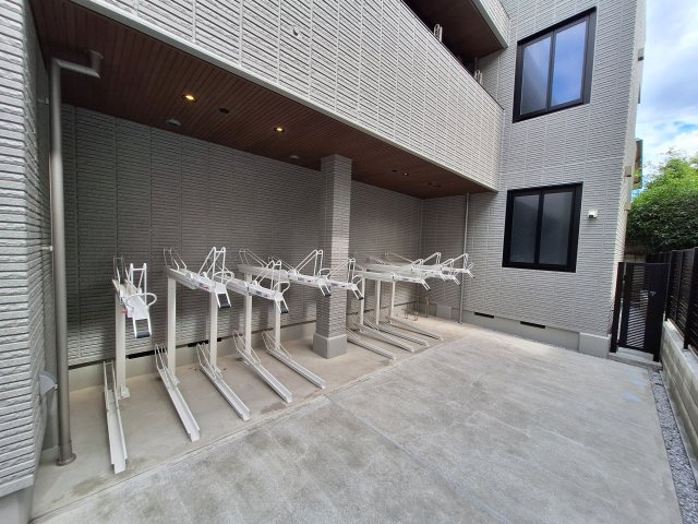 Ｅｌｙｓｅｅｅｋｏｄａのその他