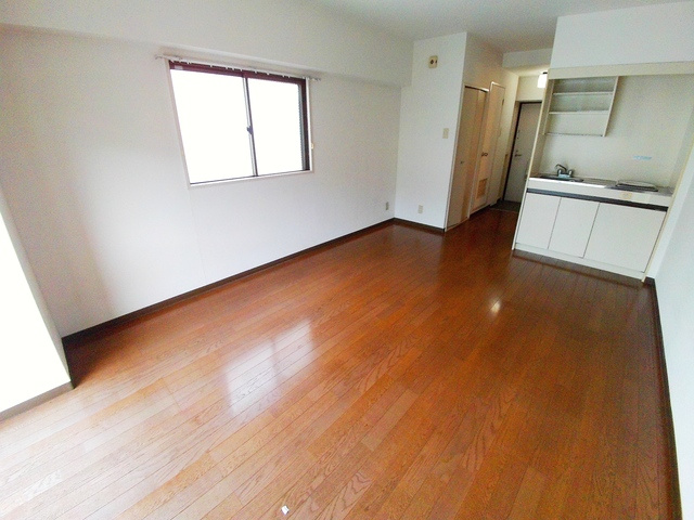 ドウェル本山の居間・リビング